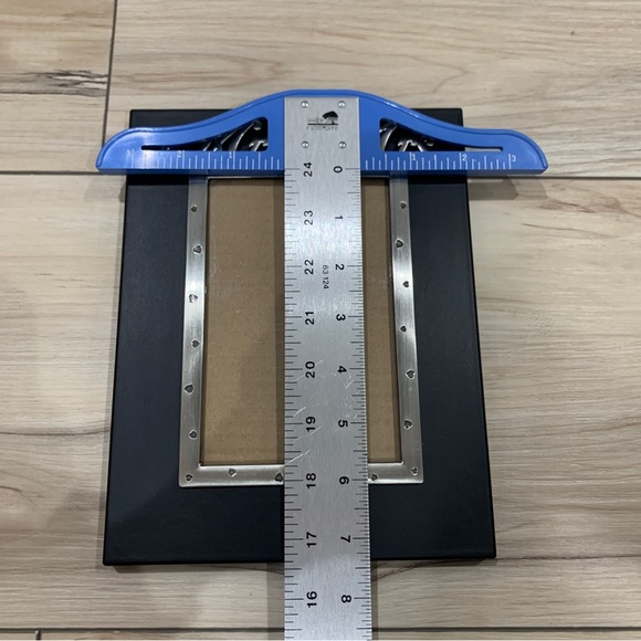 NWOT Wedding Frame - Picture 8 of 8